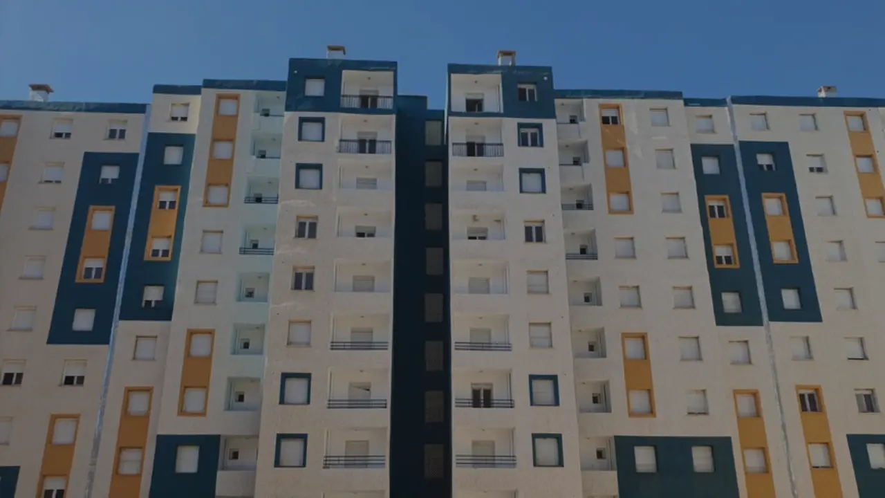 أسعار سكنات عدل 3 الجديدة 2025 تتجه نحو سقف الترقوي المدعم وموعد الشطر الأول